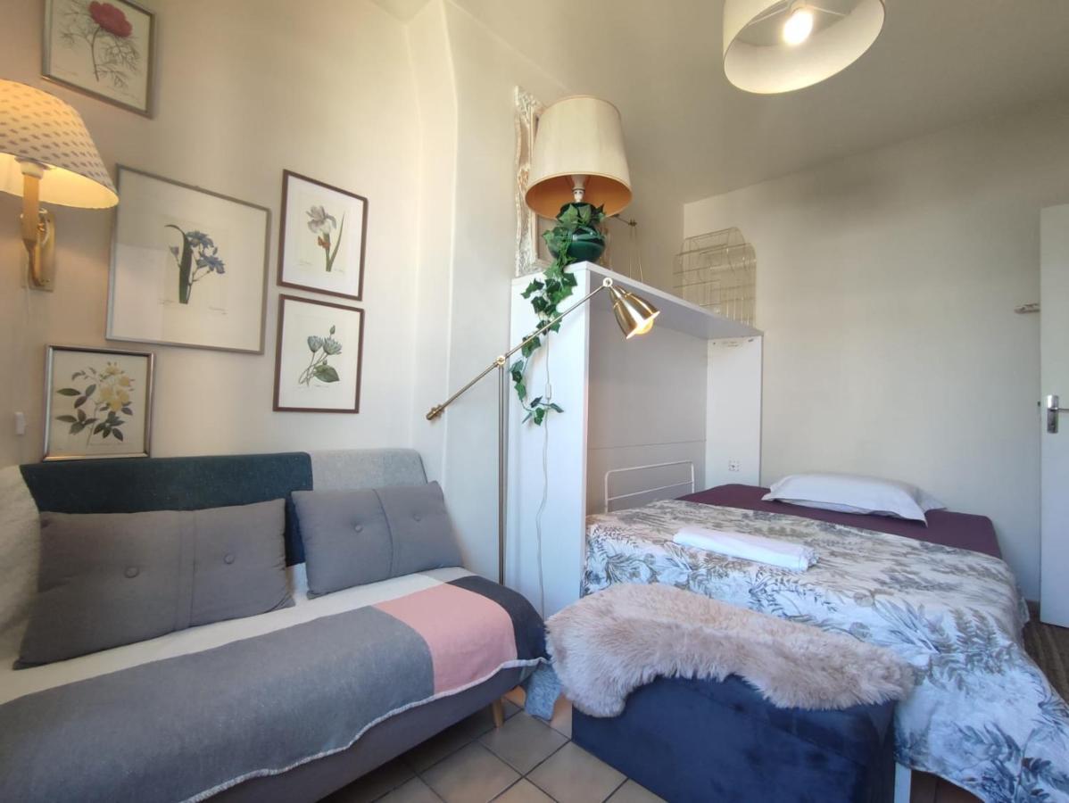 Paris Authentic House Small, Bright And Calm Studio 部屋 写真